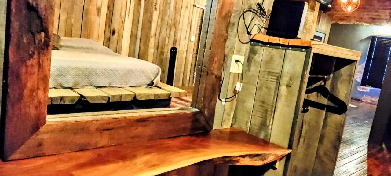 ローガンHocking Hills Rusty Loftsアパートメント エクステリア 写真